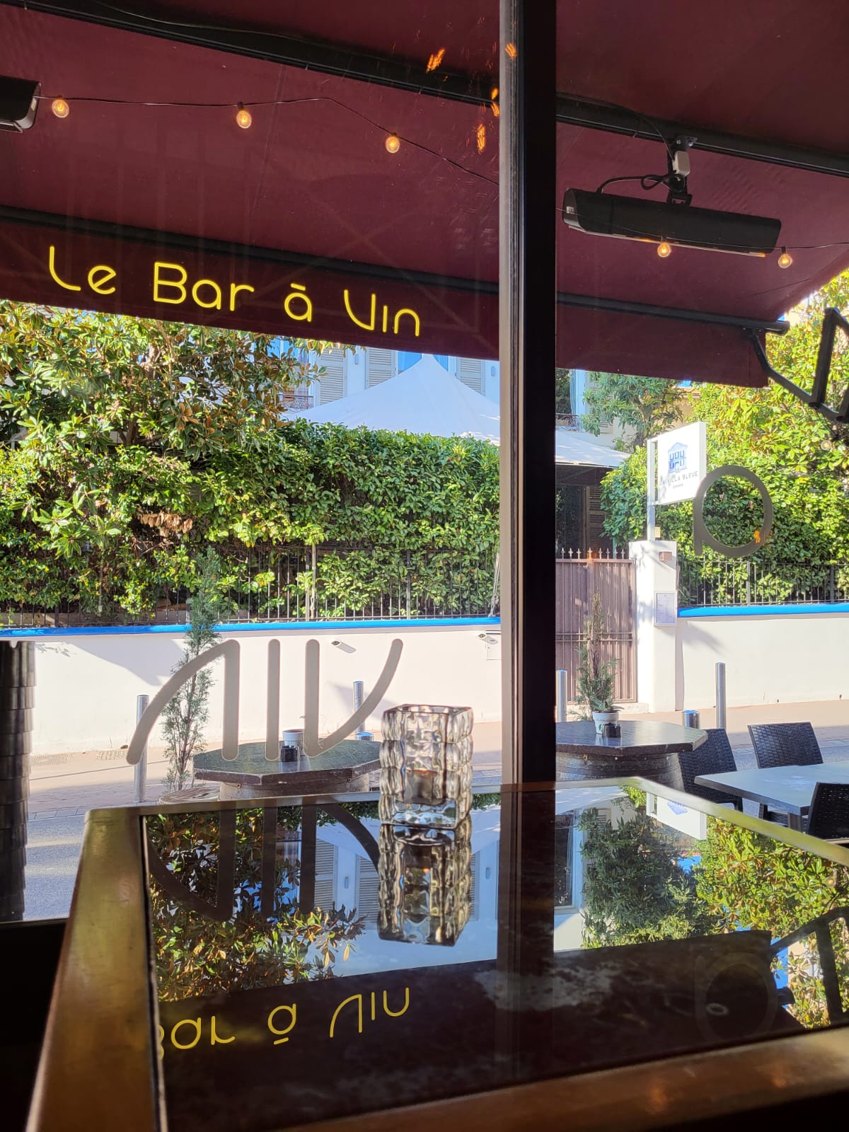 Le Bar a Vin